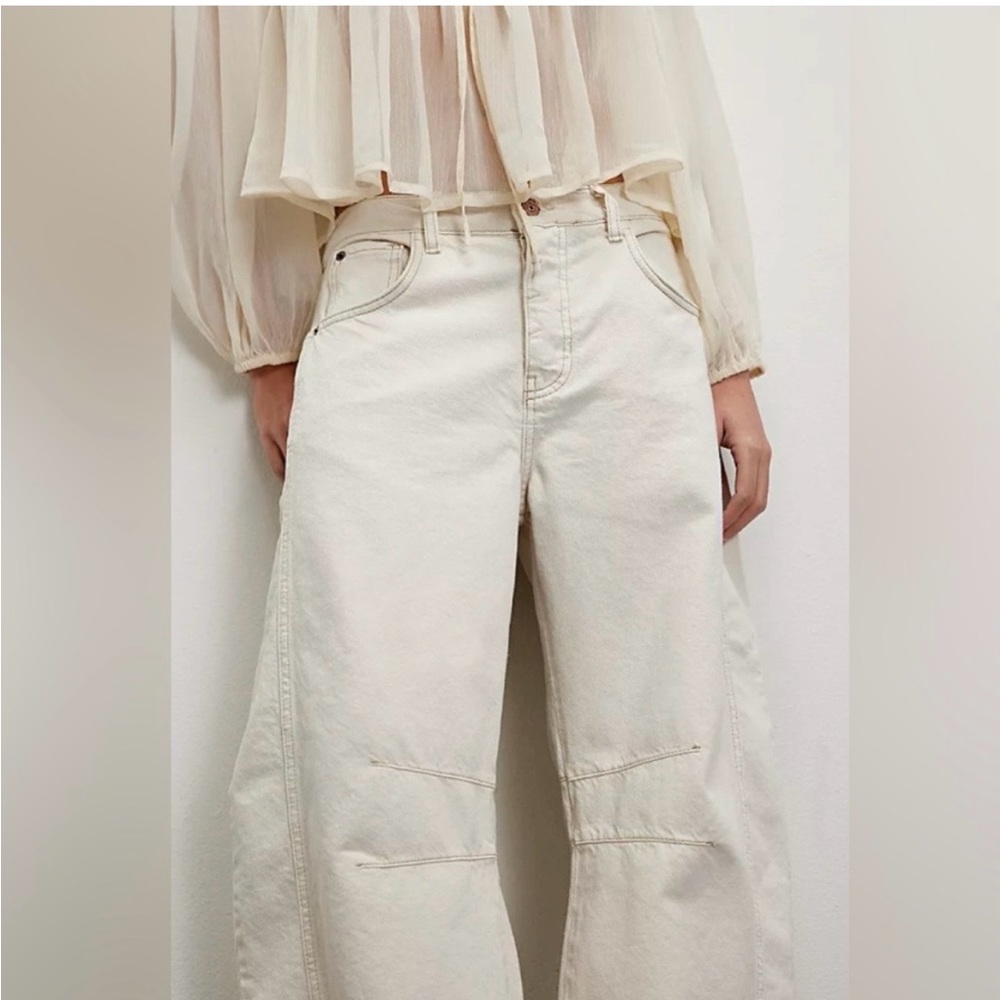 Women's Cream Jeans barrel